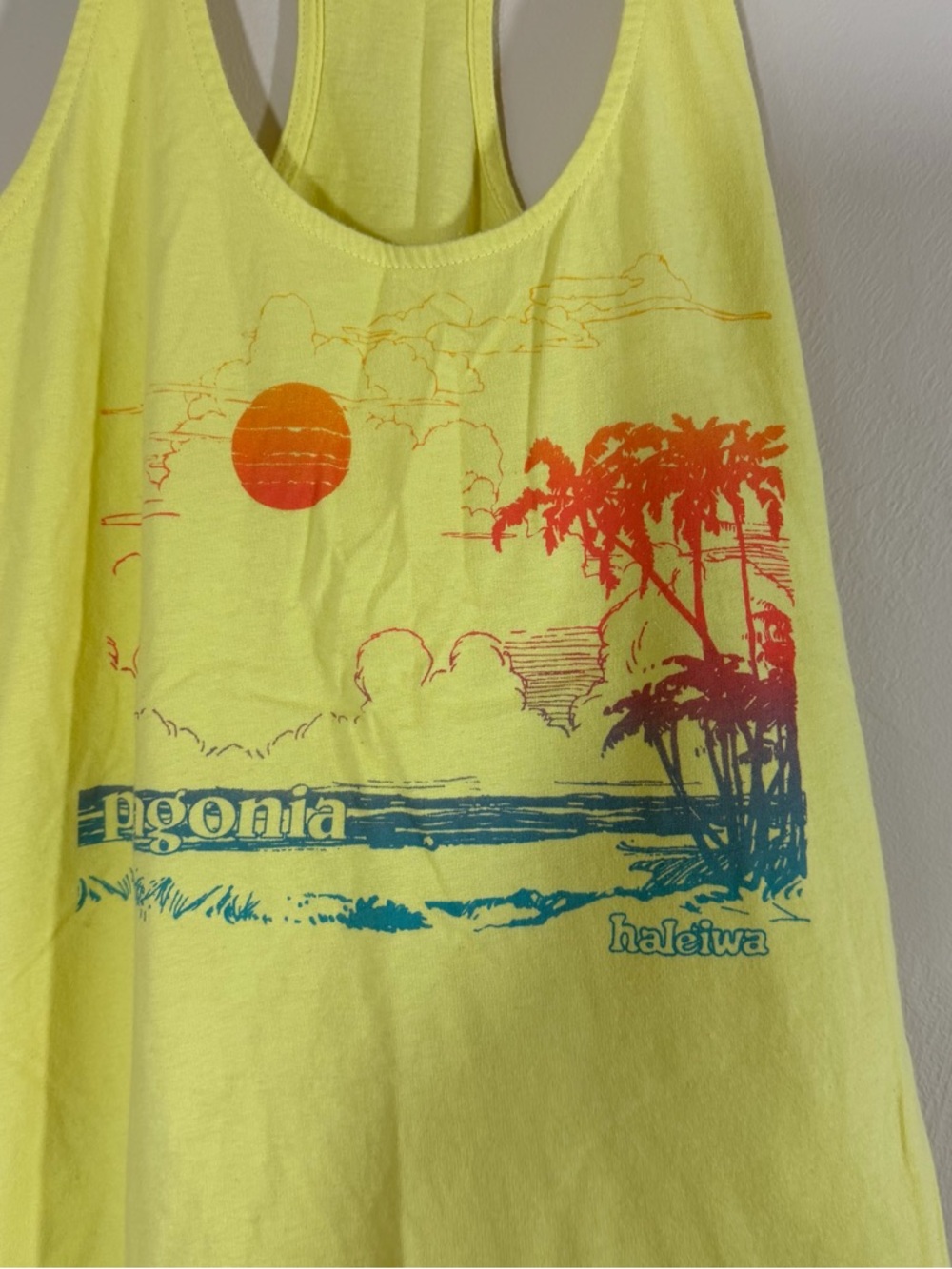 Patagonia Womens Yellow Racerback Graphic Tank Top Organic Cotton Logo Size XS - Picture 3 of 7